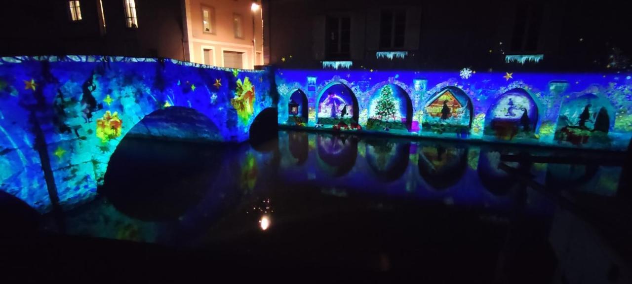 דירות Nuits Au Grenier De שארטר מראה חיצוני תמונה